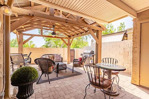 Bluebell Retreat 2BR by Casago - image 9