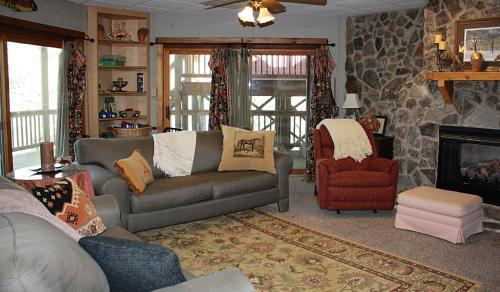 High Horse Home - image 7
