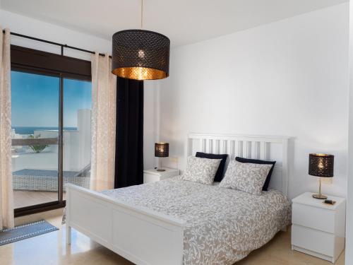 2305 - Luxury villa with sea view and pools - image 14