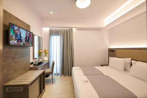 Economy Double or Twin Room image 7