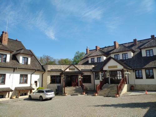 Hotel Sarmata Zespół Dworski