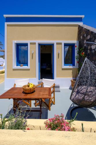 Létesítmények, Pasithea Suites in Megalochori