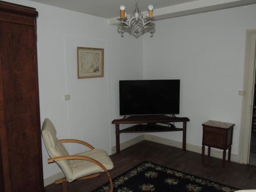 la maison du capitaine gîte à louer Thoisy-le-Désert