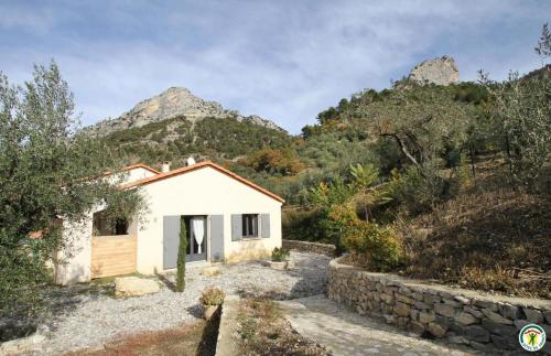 Villa - 8 Personnes - Piscine gîte à louer Le Poët-Sigillat