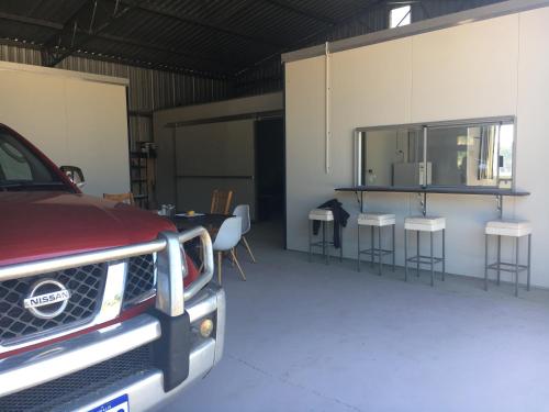 Something Different - Shedstay in Donnybrook