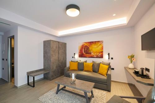 The New Meni Hotel - image 4