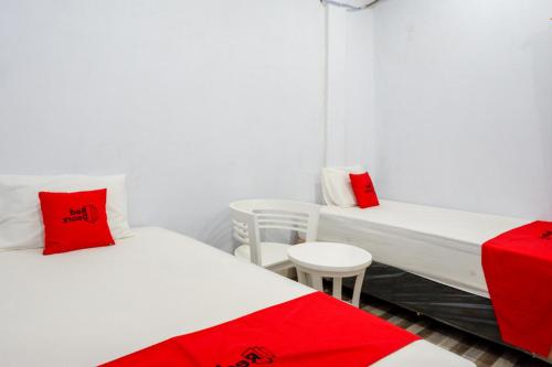 RedDoorz @ Rantepao Toraja Utara in ทานาทอราจา