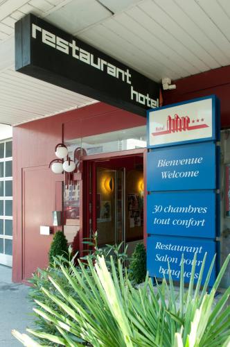 入口, Hotel Dufour in 比爾