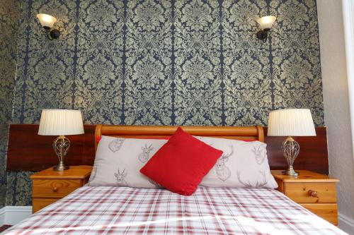 Castle Walk Bed & Breakfast - image 14