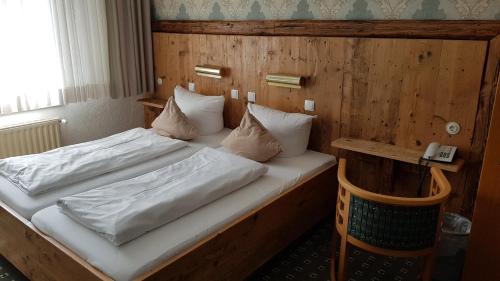 Manufaktur Boutique Hotel 2.9km von Struppen entfernt