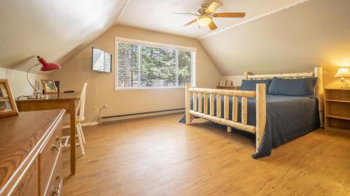 The Spruce Loft Apartment - image 4