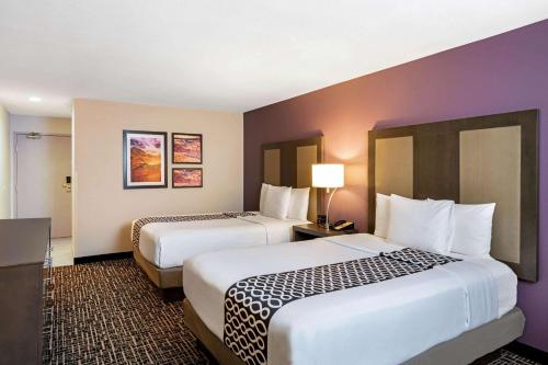 La Quinta Inn & Suites by Wyndham Las Vegas Nellis