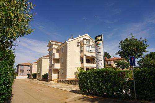  Apartments and Rooms Degra in Umag