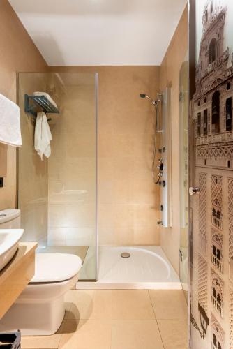 Cathedral Luxury Studio, Swimming Pool and Cathedral Views, Sevilla (Foto 5)