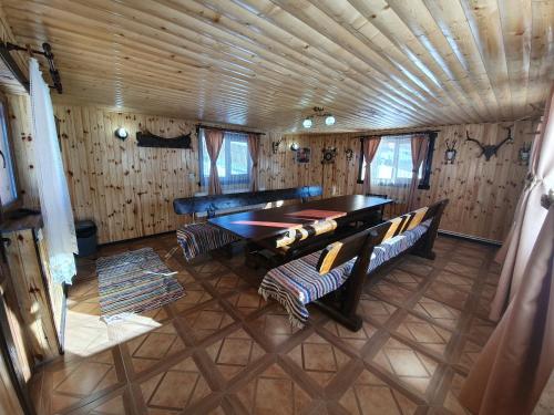 Cabana Popasul Vânătorului (Cabana Popasul Vanatorului) in Arieseni