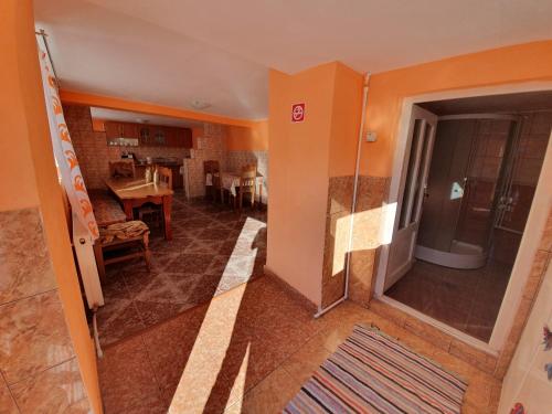 Cabana Popasul Vânătorului (Cabana Popasul Vanatorului) in Arieseni