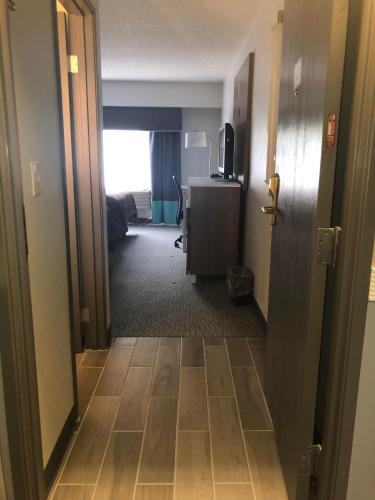 บริการและสิ่งอำนวยความสะดวก, ซูเปอร์ 8 บาย วินด์แฮม แมนเชสเตอร์ แอร์พอร์ต (Super 8 By Wyndham Manchester Airport) in แมนเชสเตอร์ (NH)