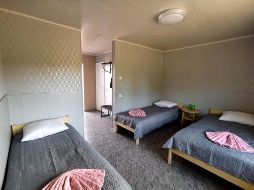 Kihnu Kulalistemaja in Tostamaa Vald (Parnu megye)