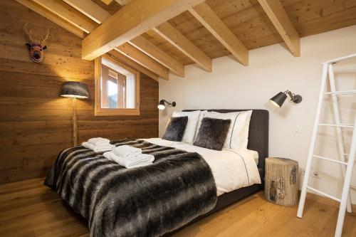 Four-Bedroom Apartment image 8