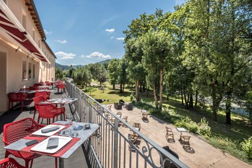 Hôtel Restaurant Les 2 Rives *** Logis - image 9
