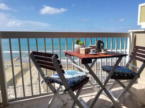  LA TERRAZZA SUL TIRRENO in Nettuno