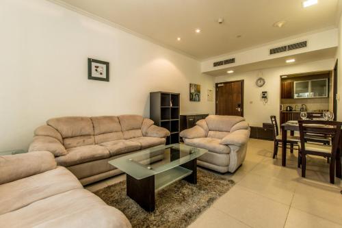 Primestay - Cozy Furnished 1BR near the metro in JLT - image 7