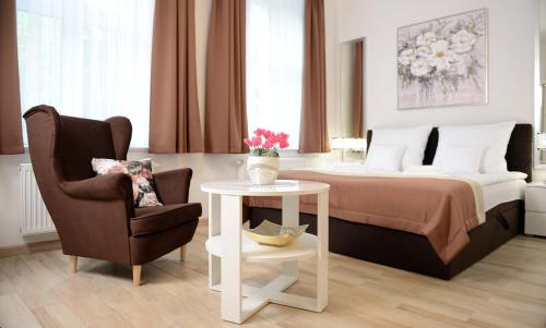 1 queen bed