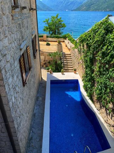 Luxury Stone Villa - image 7