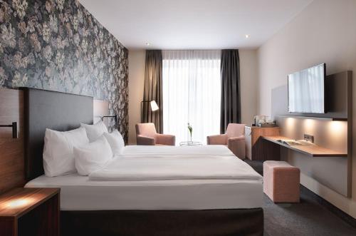 1 queen bed