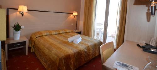 Hotel Apollo - image 12