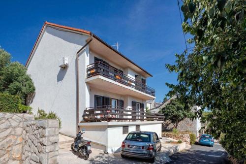  Apartment Amula, Pension in Vrboska