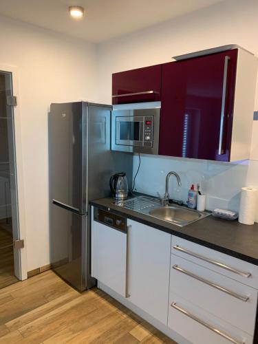 Konyha, 2-Zimmer-Wohnung bei Nürnberg mit S-Bahn-Anschluss (2-Zimmer-Wohnung bei Nurnberg mit S-Bahn-Anschluss) in Postbauer-Heng