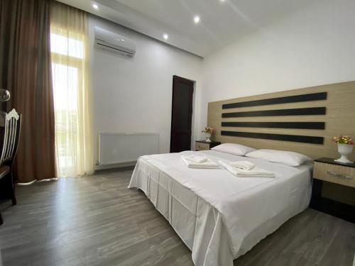 1 double bed