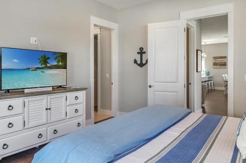 New Listing! Third Coast Charm: Beach Home W/ Pool Townhouse - image 6