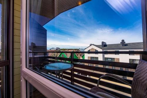 Double Room with Balcony image 10