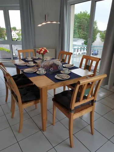 Ferienwohnung Sonnenblick mit 3 Zimmer und Balkon in Zempin, Deutschland