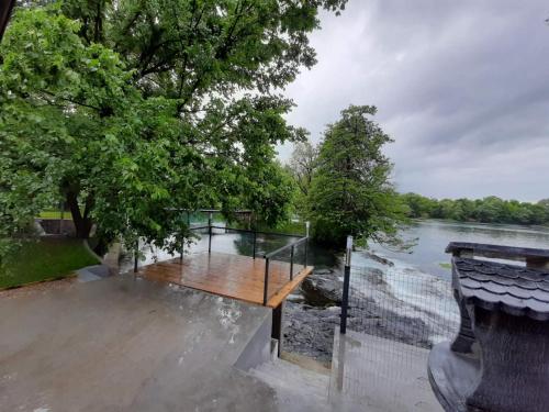 Apartman Dzenis