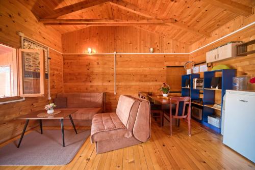 One-Bedroom Apartment image 10