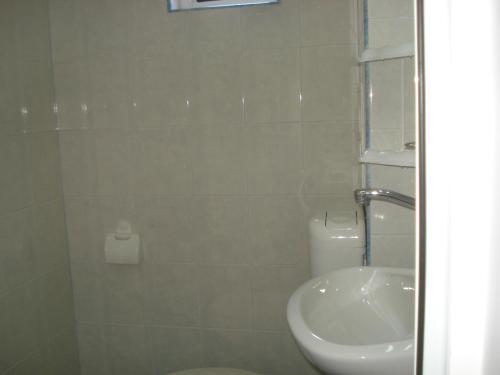 Double Room image 5