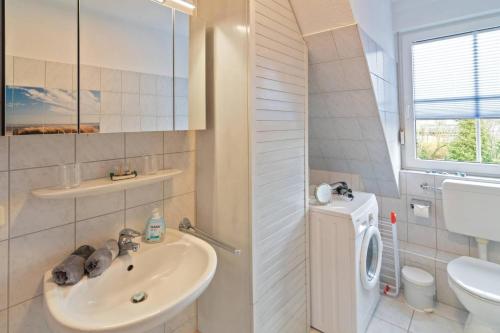 Holiday Home image 5