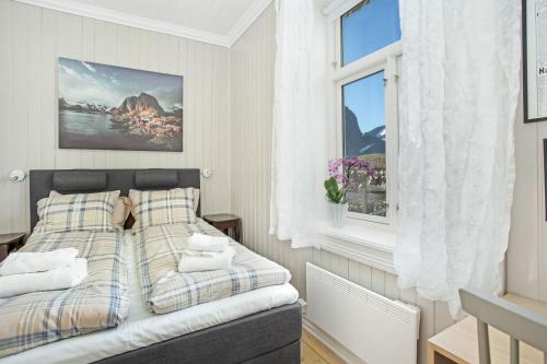 Sakrisøy Gjestegård - main image