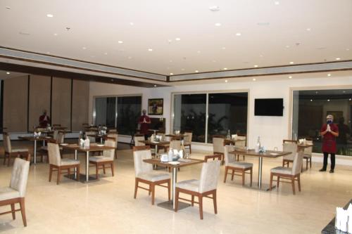 Ramada by Wyndham Gandhidham Shinay