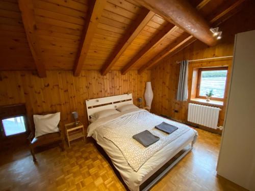  Aosta Mountain House- Casa La Chapelle in Aosta