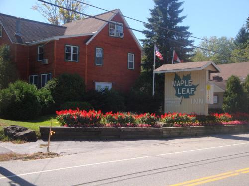 B&B Lake Placid - Maple Leaf Inn Lake Placid - Bed and Breakfast Lake Placid