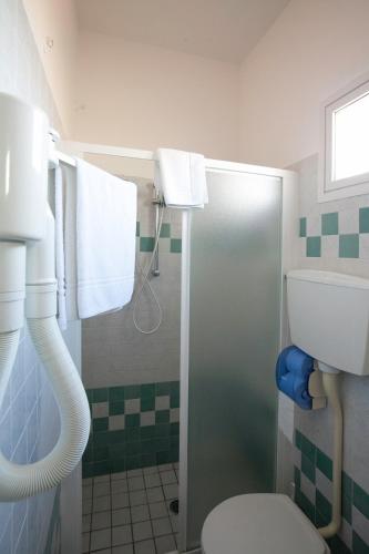 Comfort Double or Twin Room image 7