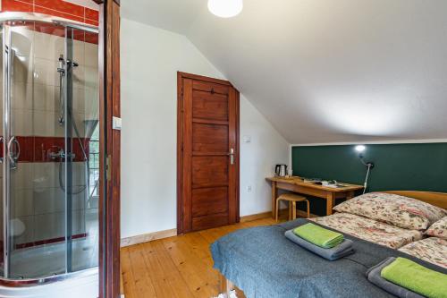 1 double bed