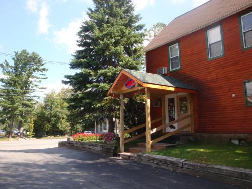 Maple Leaf Inn Lake Placid