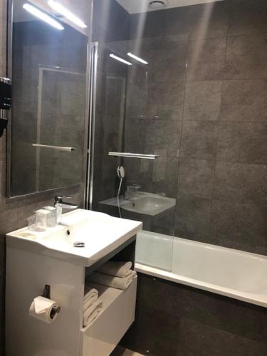 Hotel de Bordeaux - main image