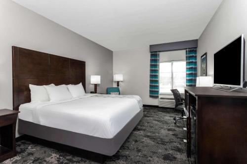 La Quinta Inn & Suites by Wyndham Columbus - Edinburgh