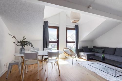Cozy two-bedroom duplex in Old Town Annecy - Welkeys - Location saisonnière - Annecy